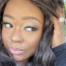 Keisha Phillips's Instagram, Twitter & Facebook