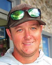 Eric Kearse's Instagram, Twitter & Facebook