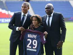 Ethan mbappe signs on until 2024. Real Madrid Looking To Lure Kylian Mbappe S 13 Year Old Brother Away From Psg 90min
