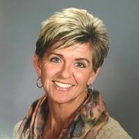 Lisa Wicke's Instagram, Twitter & Facebook