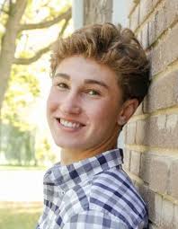 Alex Everson's Instagram, Twitter & Facebook