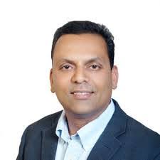 Kari Schmitz's Instagram, Twitter & Facebook