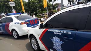 Gambar sederhana ini sangat mudah untuk di contoh, pewarnaan bisa menggunakan pensil warna, spidol, krayon atau yg lainnya. Gambar Mobil Polisi Indonesia Resolusi Tinggi Gambar Animasi Polisi Cikimm Com Melansir Dari Carscoops Jumat 23 Oktober 2020 Polisi Akan Menggunakan Sportcar Lc 500 Untuk Unit Lalu Lintas Coker Auditingandaccountingusa