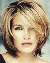 Hairstyles For Women Over 40 The Xerxes Medium Hair Styles Short Hair Styles Medium Length Hair Styles