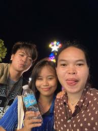 Ems (@hanablynn)'s videos with santa tell me