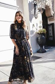 Your wedding is fast approaching and still you haven't made up your mind on what your bridal dress would look like. 7 Chic Long Dresses To Wear To A Wedding The Girl From Panama