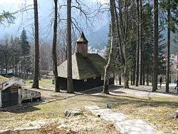 Proprietarul constructiei a fost gheorghe grigore cantacuzino, zis nababul, din cauza averii sale impresionante. Castelul Cantacuzino Din BuÈ™teni Wikipedia