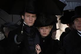 Crimson peak is a 2015 american gothic romance film, directed by guillermo del toro and written by del toro and matthew robbins. Crimson Peak Photos Facebook