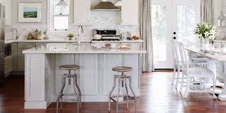 In her new collection, the silhouette sofa is a reproduction of one she designed for her own home in toronto, and other sofas and chairs are replicas. Sarah Richardson S Retreat Toronto Com