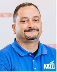 fe5c6ad611f59bac5959566dd0039e965aa5777c-799x1000.jpg?w=799&h=1000&auto=format