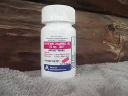 Antihistamine tablets and topical creams, gels, sprays, or ointments are used to treat skin. Allergy Pills That Can Help Your Scratching Dog When You Cannot Visit The Vet Pethelpful By Fellow Animal Lovers And Experts