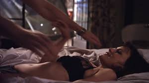 Moved with her mother to paradise, california, when carla was just five years old. Carla Gugino Californication S04 2011