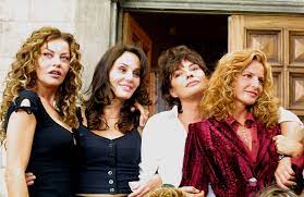 Giuliana de sio è nel cast di ballando con le stelle 2017, ma la potrete seguire anche nelle fiction il bello delle donne 4 e amore pensaci tu. Il Bello Delle Donne 2001