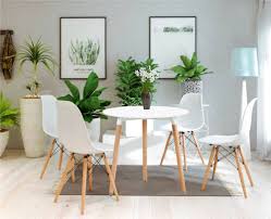 Mesa redonda es un mueble circular que en realidad tiene un origen muy antiguo y quizás sin rastro de su origen. 4 Sillas De Comedor Juego De Mesa Con Mesa Redonda De Cocina Comedor Moderna Ebay