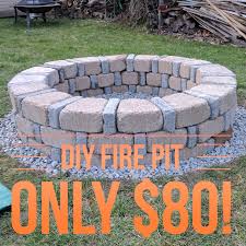 Einfache Diy Feuerstelle Fur Nur 80 Von Menards Backyarddesign Backyarddesign Diy Easy Fire In 2020 Brick Fire Pit Fire Pit Backyard Fire