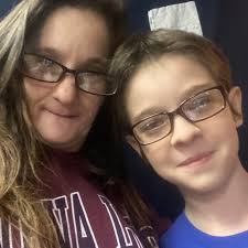 Creating a safe chat group for homeschool kids to communicate and form  friendships sounds like a great idea. Who can help set this up and ensure  it's secure from predators?