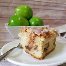 Apple Cinnamon Roll Cake Cinnamon Roll Cake Apple Dessert Recipes Easy Apple Cinnamon Cake