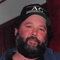 Rob Hoey's Instagram, Twitter & Facebook