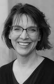 Close Social Ties and Health in Later Life