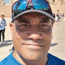 Can you shop at Bunnings by bike?