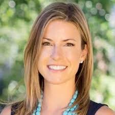 Janie Wall's Instagram, Twitter & Facebook