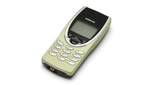 The handset measures 123.8 × 50.5 × 22.5 mm and features customisable fascias which clip on. File Nokia 8210 In Light Cover Jpg Wikimedia Commons