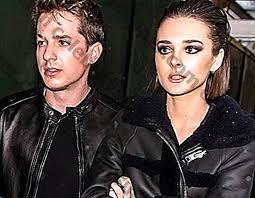 His big break came when he was featured on the furious 7 song see. Charlie Puth Vermogen Vermogenswerte Haus Autos Einkommensquellen Gehalt Lebensstil Ausgaben Vermerke Wohltatigkeitsorganisation Versicherung Steuer Alter Hohe Familie Freundin Beziehung Biografie Juni 2021