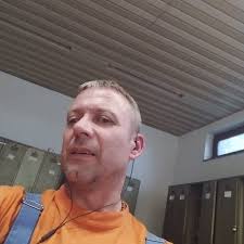 Boys will run when I tell them I'm trans … Maybe I need a man instead of a  boy… 😉