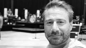 Der schlüssel dreht sich und es 20:28 uhr: Nach Samu Dieser Star Ist Nachster The Masked Singer Gast Promiflash De