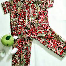 Belanja hemat dengan aman & menyenangkan! Baju Tidur Batik Anak Piyama Anak Setelan Baju Batik Unik Shopee Indonesia