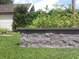 verhoogde border mooie steen andere kleur tuin tuin ideeen tuin bestrating