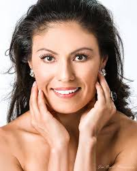 Meet "The Four" of Mavie Beauty Studio Mikko Estrada , Mavie Villaflor, Ms.  Shekainah and Julie Ann Delfin #maviebeautystudio