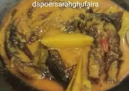 Assalamualaikum, kembali lagi di channel dapur bu titin. Cara Buat Sempurna Gulai Ikan Salai Sale Khas Mandailing 8