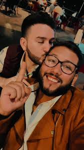 Javi & Oscar 🌈 (@chelitos_jyo)