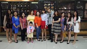 Every single ingredient, condiment and spice complements each other, their role in the that is what we are trying to achieve with the feel and atmosphere at every absolute thai restaurant. A Baba Nyonya Rhapsody Main Place Mall Let S Roll With Carol