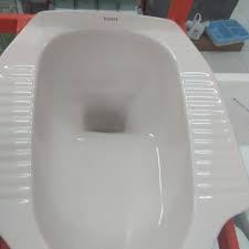 Jika kamu sedang mencari toilet jongkok toto, maka jenis single bowl toilet ini bisa jadi pilihan kamu. Jual Promo Closet Jongkok Toto Ce7 Ivory Cream Kab Tangerang D Expo Bangunan Online Tokopedia