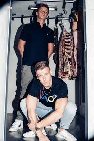 Jetzt hat es der deutsche comedian sogar in die „new york times geschafft. Sold Out T Shirt Felix Lobrecht