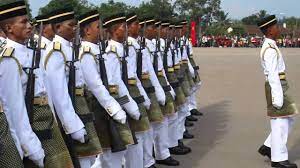 Semakan status kelayakan permohonan permohonan perajurit muda tentera darat 2019 akan diberitahu melalui email pemohon pada tarikh yang akan ditetapkan. Perbarisan Tamat Latihan Perajurit Muda Lelaki Pengambilan 168 10 Dan Wanita 30 10 9 Okt 2010 Youtube