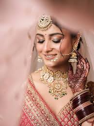 SOS for a make up artist please! Thanks