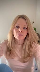 Alētheia Employees, Location, Alumni