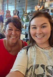 Introduction of a twenty one pilots fan