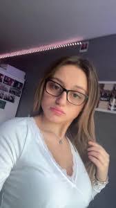 Karla Sykes's Instagram, Twitter & Facebook