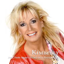 Kimberly na 2 leuke covers nu uit met haar eerste eigen nummer