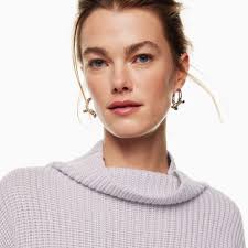 $168 retail price! Aritzia Wilfred merino wool sweater and we are  dyingggggg. This is a light gray and we have a veryyyyyyyyyyy oversized  SIZE XXS (it measures over 18 inches flat across