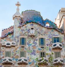 Discover casa batlló in barcelona, spain: Gaudi S Casa Batllo Barcelona Photo Gallery