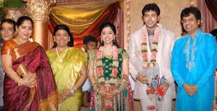 Последние твиты от @tbjoshua's evelyn (@evelyn_tb). Who Is Arulselvi Vivek Wiki Age Bio Children Facts About Vivek S Wife