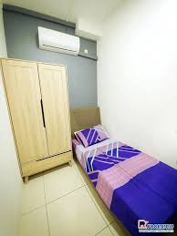 Single Room For Rent At Sky Habitat 10 Mins Walk To Ciq Roommu Singleroom 10minswalktociq Mediumroom Skyhabitat Ciqview In 2020 Rooms For Rent Room Common Area