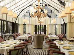 11 Valentine S Weekend Getaways For Every Kind Of Couple Paris Restaurants Best Restaurants In Paris Paris Hotels