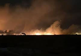 Οριοθετήθηκε η πυρκαγιά στον ασπρόπυργο που ξέσπασε λίγο μετά τη μία τα ξημερώματα και συγκεκριμένα στη βιομηχανική περιοχή λάκκο κυρίλλου, . Bsbnp6ozm20ydm