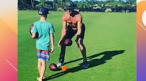 Alex Smith Putting In Work In His Aim To Return To Action Watch Espn